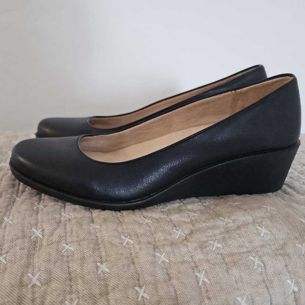 Velocity Black Wedge Shoes